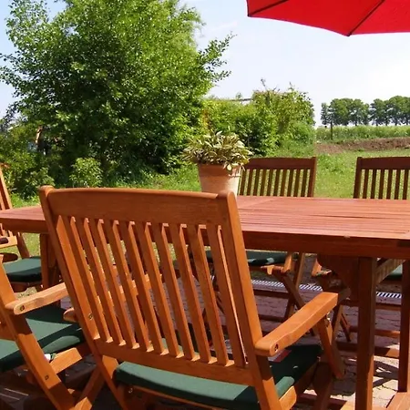 Apartment In Groß Schwansee